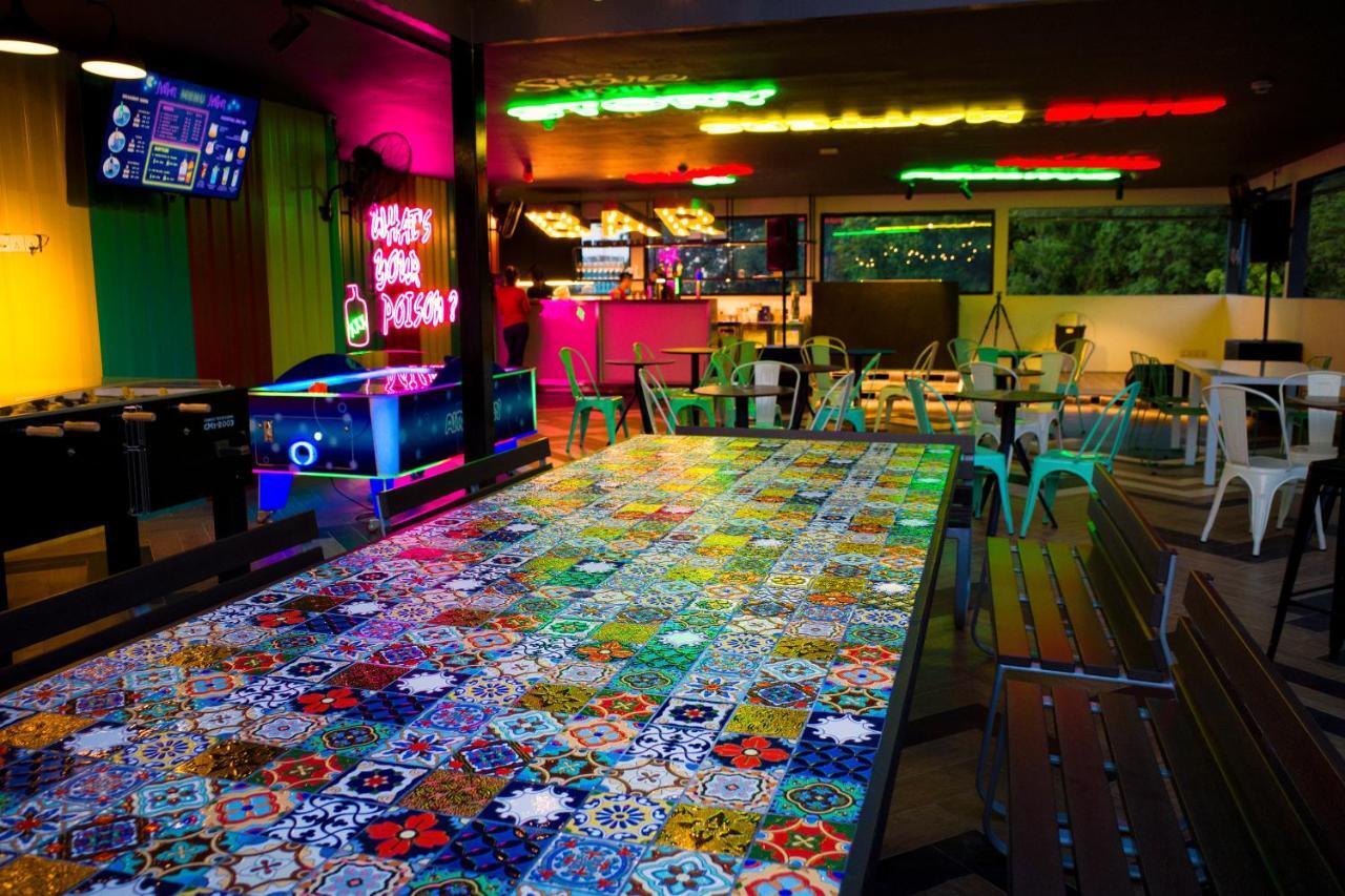 Toojou Hotel 2*